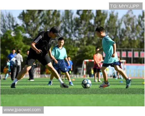 武汉足球明星足球赛精彩回顾视频全景呈现让我们一起感受足球的魅力与激情