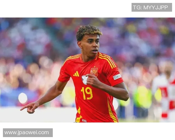 足球明星拼图亚马尔的传奇之路与成长故事揭秘