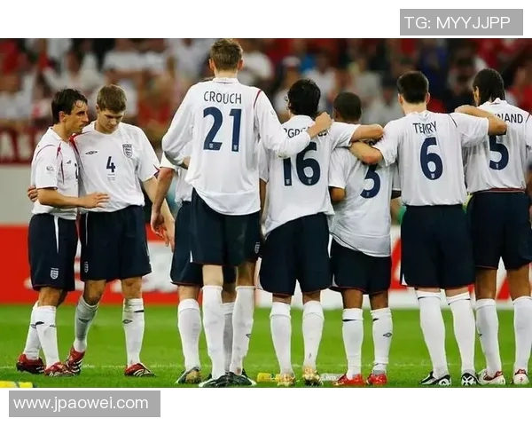 足球明星费迪南的传奇人生与绿茵场上的辉煌成就回顾